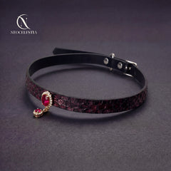 The "Vesper's Kiss" Choker