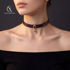 The "Vesper's Kiss" Choker