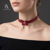 The "Velvet Wing" Choker