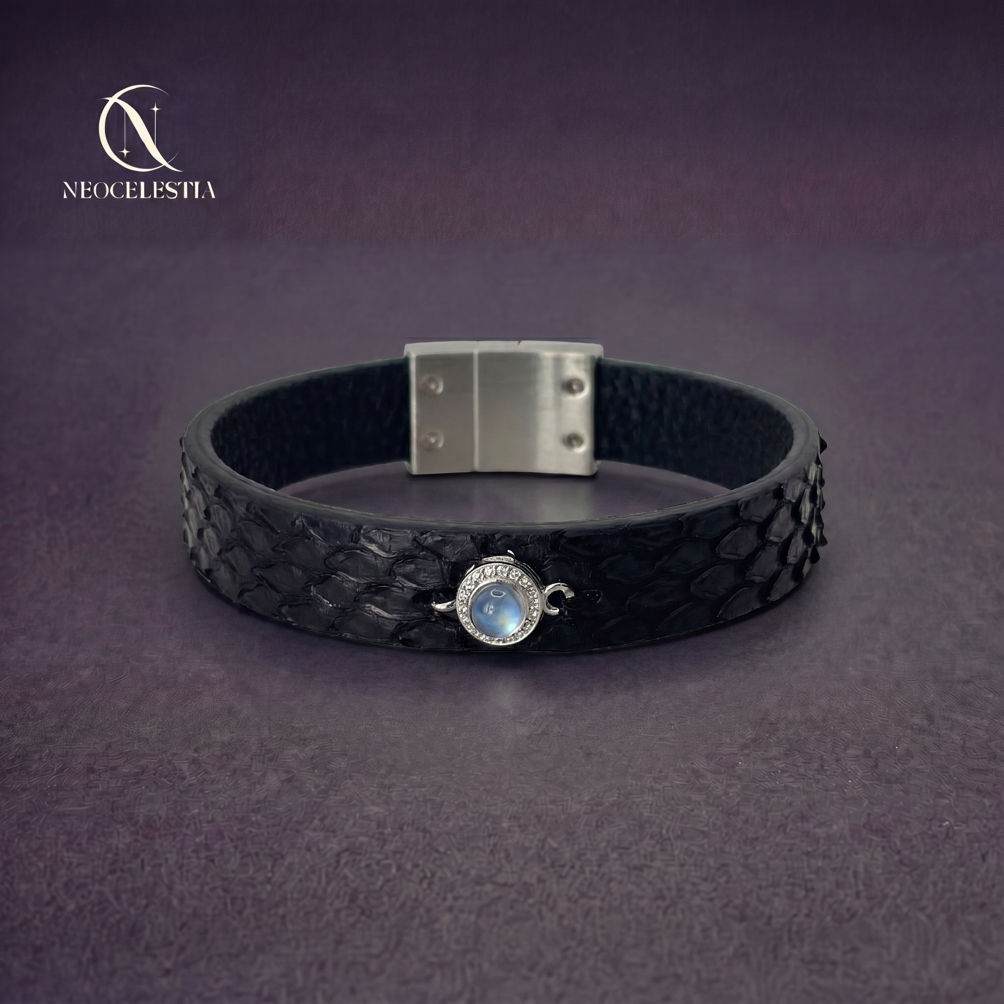 The "Manba's Treasure" Leather bracelet