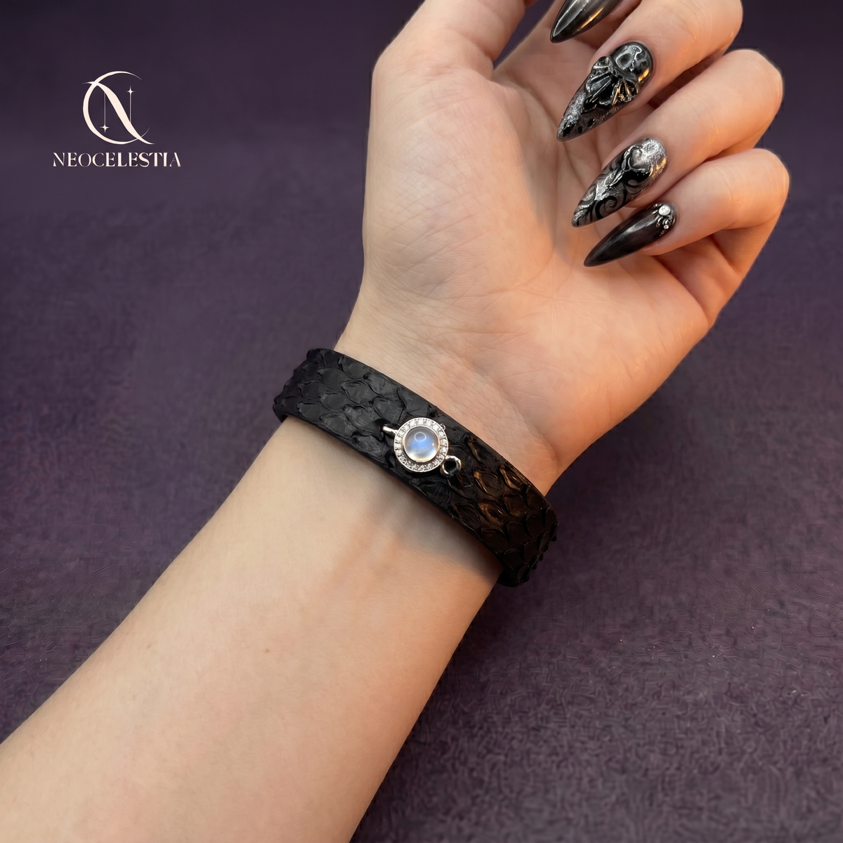 The "Manba's Treasure" Leather bracelet